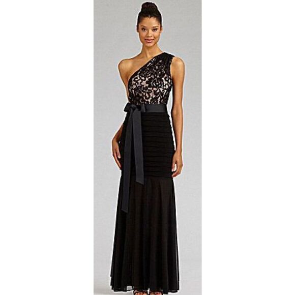Betsy & Adam One Shoulder Shutter Skirt Gown in Black NWT Size 6 Petite - Picture 1 of 7